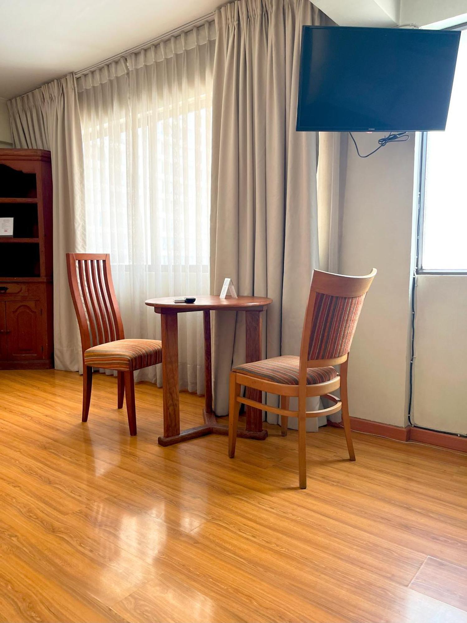 Hotel Dacarlo サンティアゴ エクステリア 写真