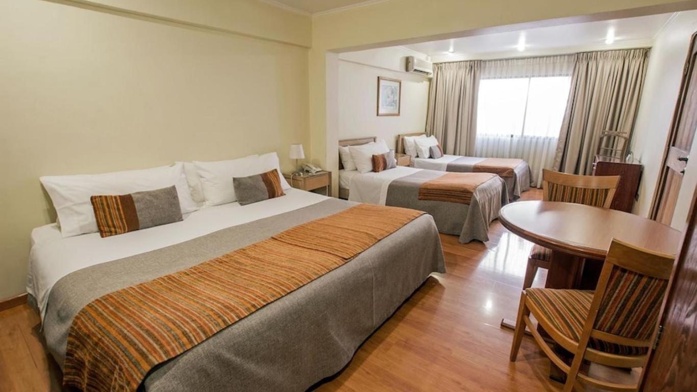 Hotel Dacarlo サンティアゴ エクステリア 写真