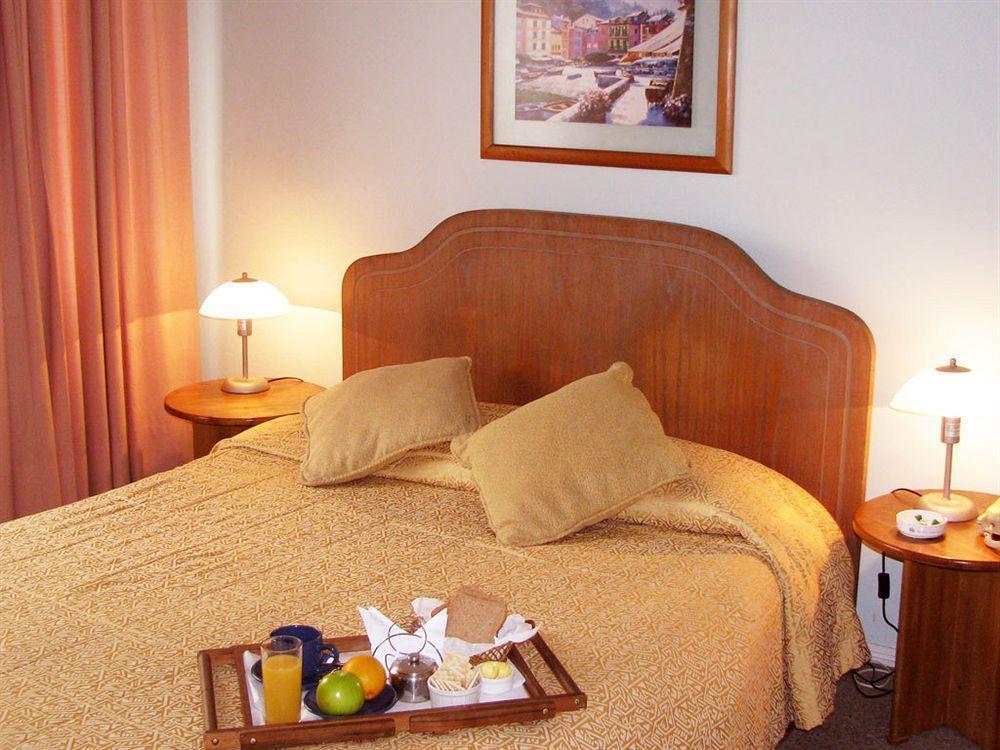 Hotel Dacarlo サンティアゴ エクステリア 写真