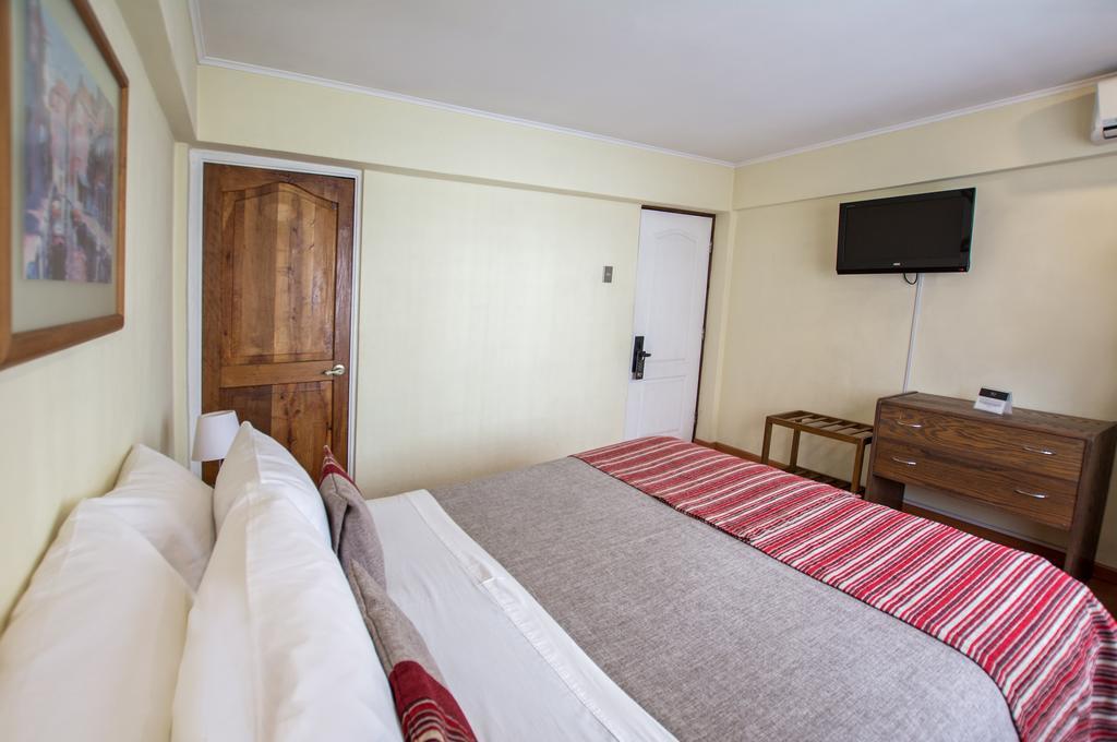 Hotel Dacarlo サンティアゴ 部屋 写真