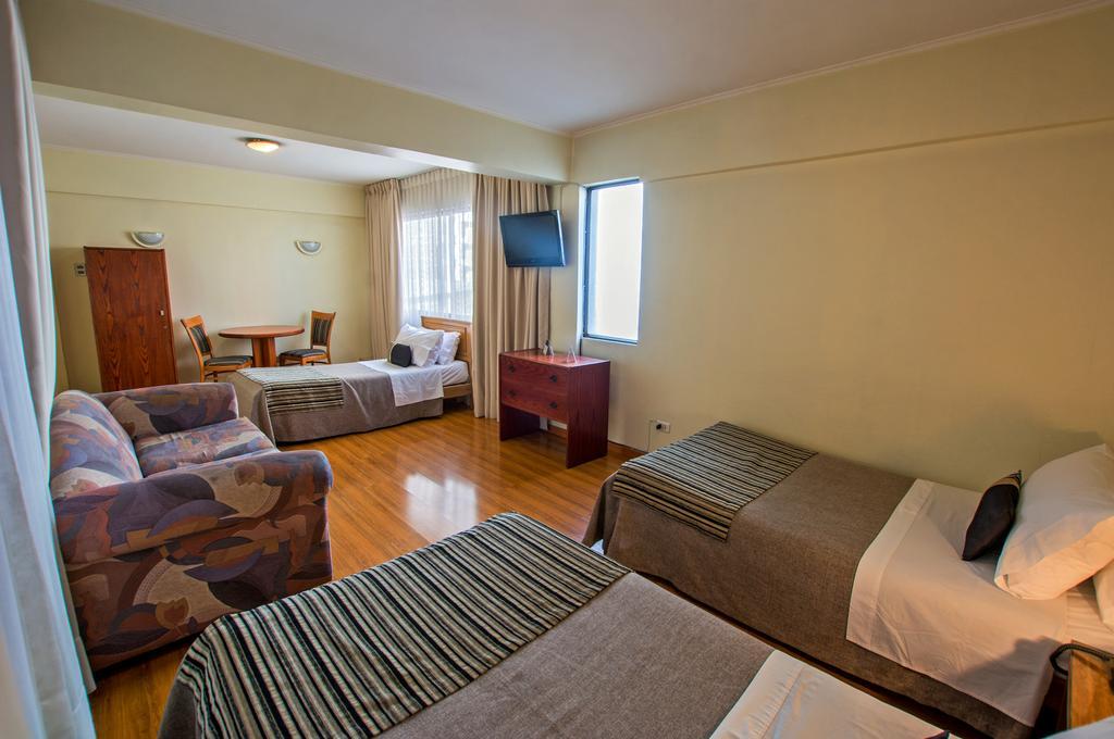 Hotel Dacarlo サンティアゴ エクステリア 写真