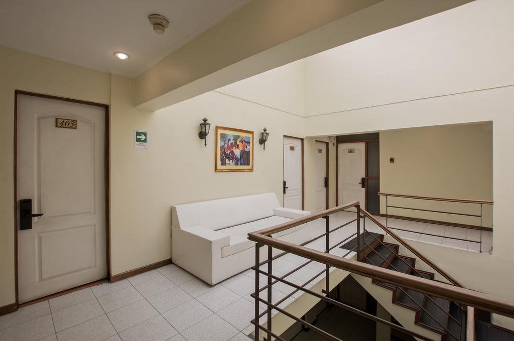 Hotel Dacarlo サンティアゴ エクステリア 写真