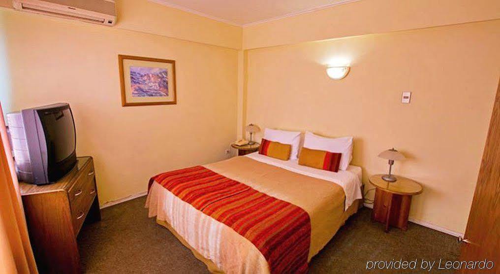 Hotel Dacarlo サンティアゴ エクステリア 写真